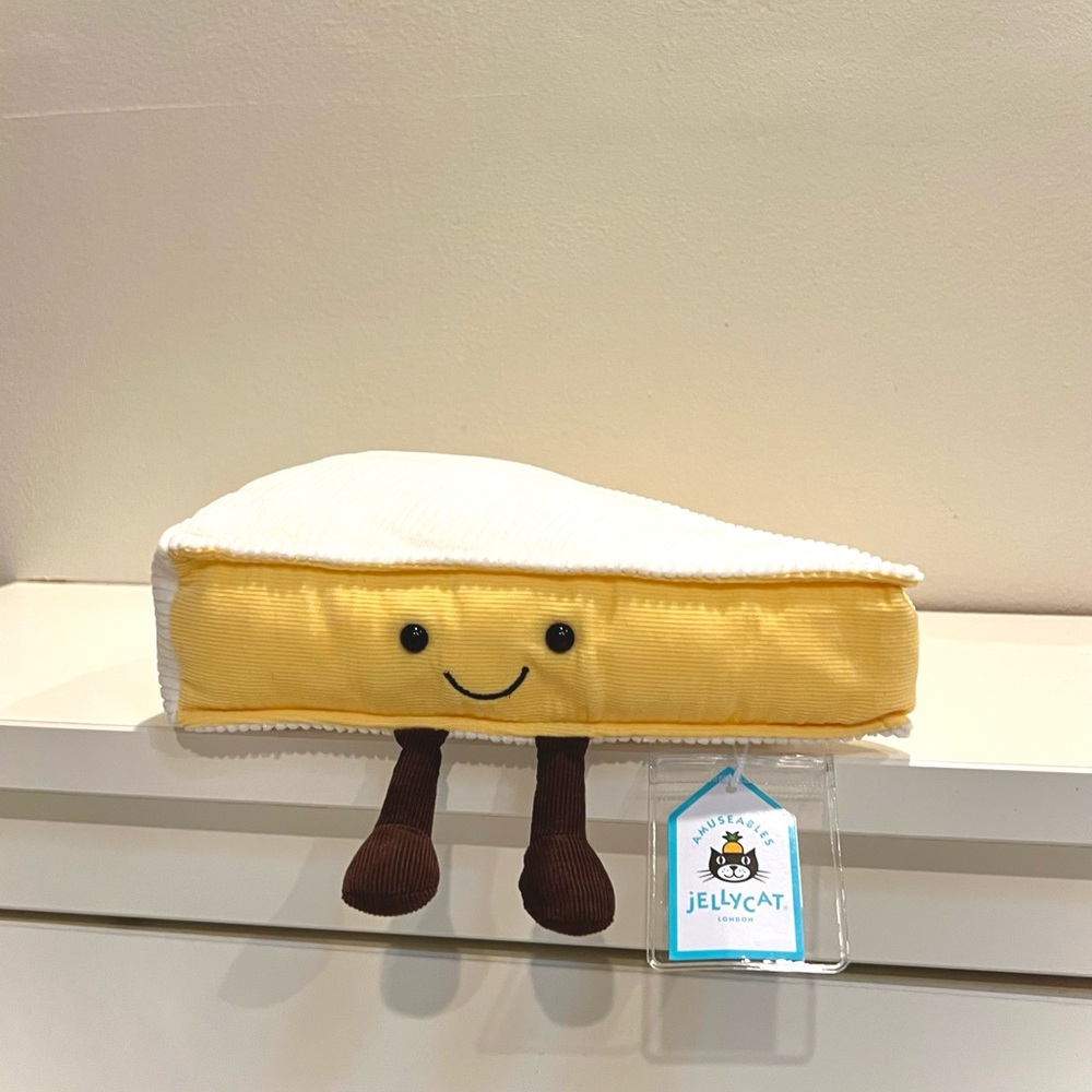 Jellycat Amuseables Brie